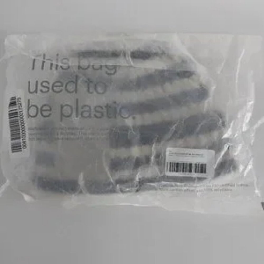 Everlane Cashmere Beanie Unisex NEW Navy White Striped Knit Hat Holiday Gift NWT - Picture 5 of 6